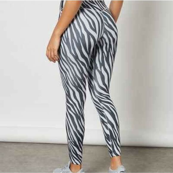 Nike NSW Sportswear Animal Printed Tiger Clash Women's Leggings Compression Pant - Picture 8 of 10